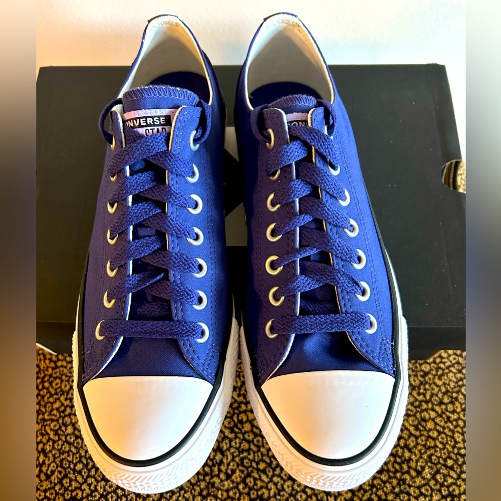 Converse Blue & White CTAS Ox Unisex Men 8.5/Women 10.5